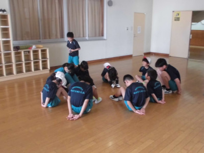 ハンカチ落とし