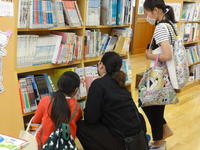 「どの本がいいかなぁ～」