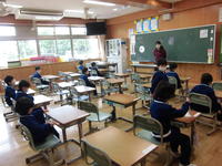 「来週からはみんないっしょですよ。」