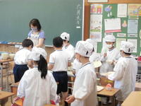 みんなマスクしてえらいねぇ。