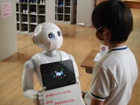 「バイバイ、またねぇ。」