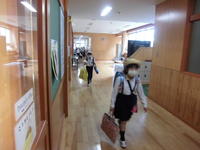 一学期最終日、「さようなら～」