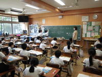 ２年生「はぁい、はーい」