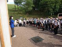 しっかり説明をきいています