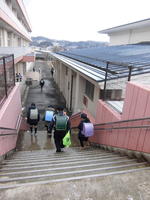 さむいっ、はやくかえろっ。。