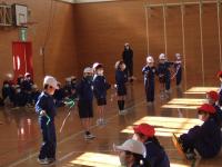 とぶから，見ててね。