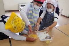 「おいしくなーれ，おいしくなーれ」