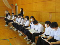 選挙管理委員会の生徒たち