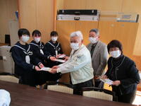 マスク、ティッシュなどいただきました。