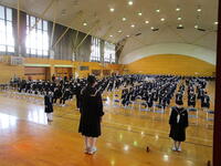 呼名への返事もあまり大声は出せません。