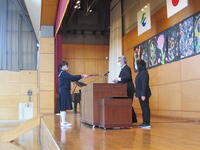 記念品贈呈 記念品贈呈