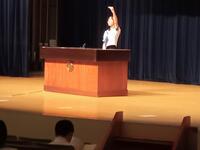 暗唱の部にて発表の様子