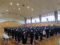 終業式の生徒の様子