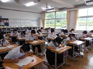 初めてのテストに望む１年生