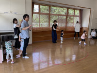 B6B79299-7A1B-4CA7-B2C5-FC507C5A3498