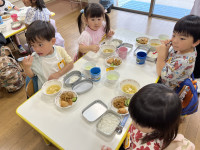 2C94EC64-49D3-4A18-A2A8-3B9073DC730B