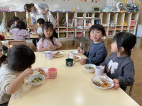 75DB8C45-4257-4F22-A712-03532E53FD27