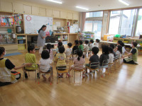 すみれ読み聞かせ