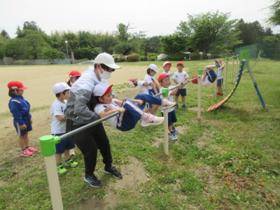 5.19　１年体育　鉄棒１