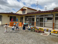 2B4572CA-0BBA-46F3-B265-FBC757E66225