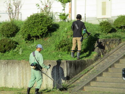 草刈り役員さん